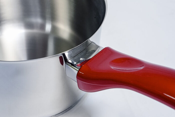 stainless steel milk pot - وعاء حليب من الفولاذ المقاوم للصدأ سعة 2 لتر مع مقبض باكليت مقاوم للحرارة 16 سم