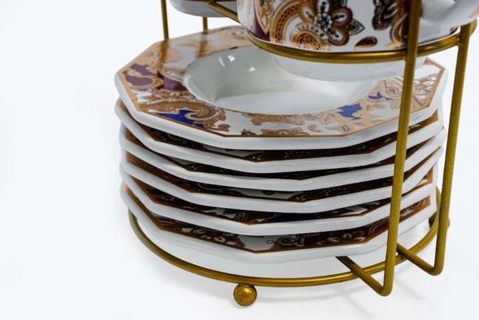 12-piece tea cup and saucer set - طقم أكواب شاي وصحون 12 قطعة
