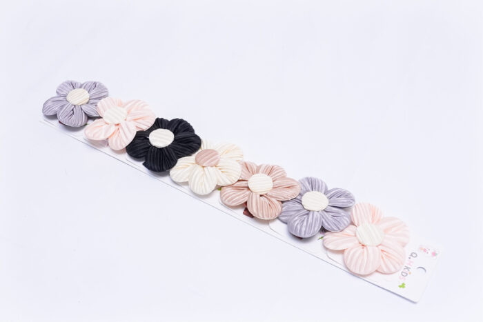 Flower Hair Clips - مشابك شعر على شكل زهور F . C483F - 867