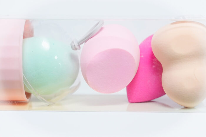 R.28619R makeup sponge - إسفنجة المكياج R.28619R