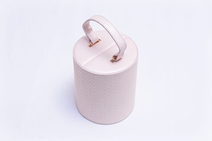 makeup box - صندوق مكياج