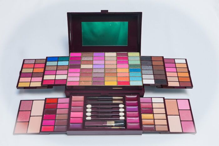 MT-2668 Makeup Set - طقم المكياج MT-2668