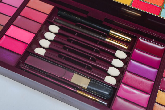 MT-2668 Makeup Set - طقم المكياج MT-2668