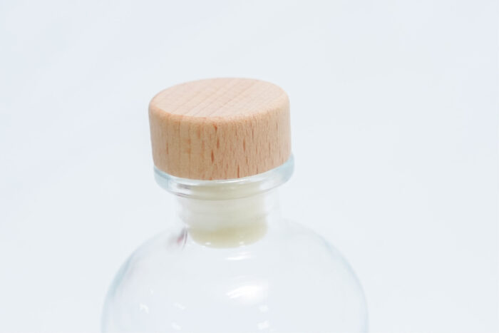 100ml glass bottle KK746 - زجاجة 100 مل KK746