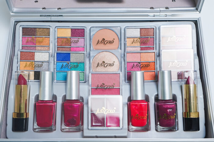 JQ 241 Makeup Set - طقم مكياج JQ 241