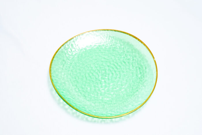 decorative green plastic plate - طبق بلاستيكي (أخضر) مزخرف