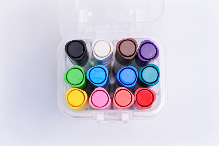 Acrylic Marker 660-12261 - علامة أكريليك 660-12261