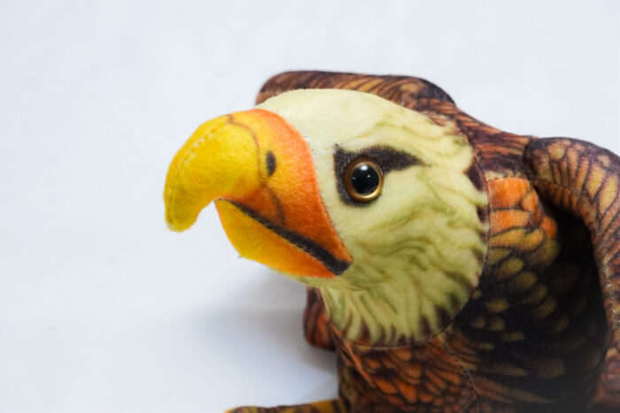 soft eagle plush toy - دمية نسر ناعمة