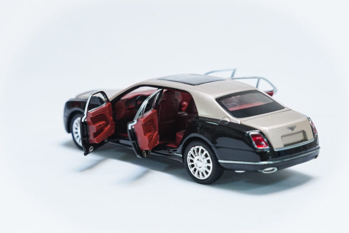 metal diecast car ST0149172 - سيارة مصبوبة معدنية ST0149172