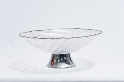 fruit bowl with metal stand - وعاء فواكه مع حامل