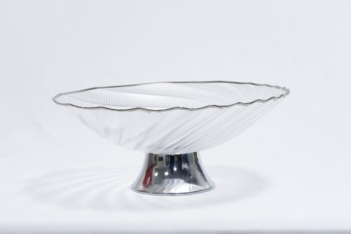 fruit bowl with metal stand - وعاء فواكه مع حامل