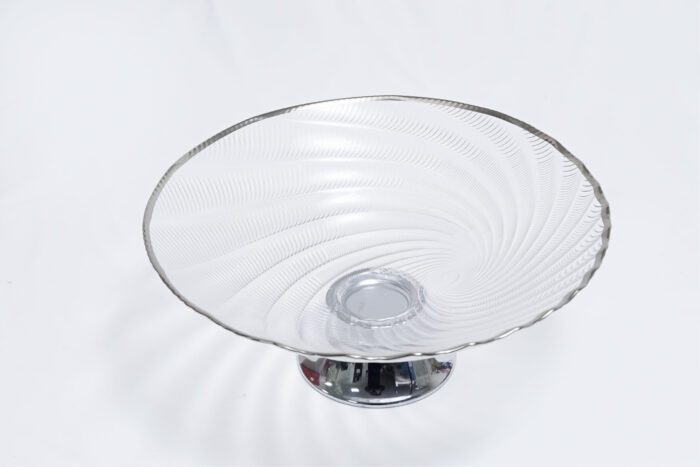 fruit bowl with metal stand - وعاء فواكه مع حامل