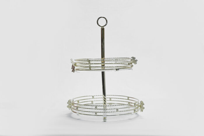 two-tier serving tray - صينية تقديم دائرية بطبقتين – حامل أنيق للحلويات والوجبات الخفيفة