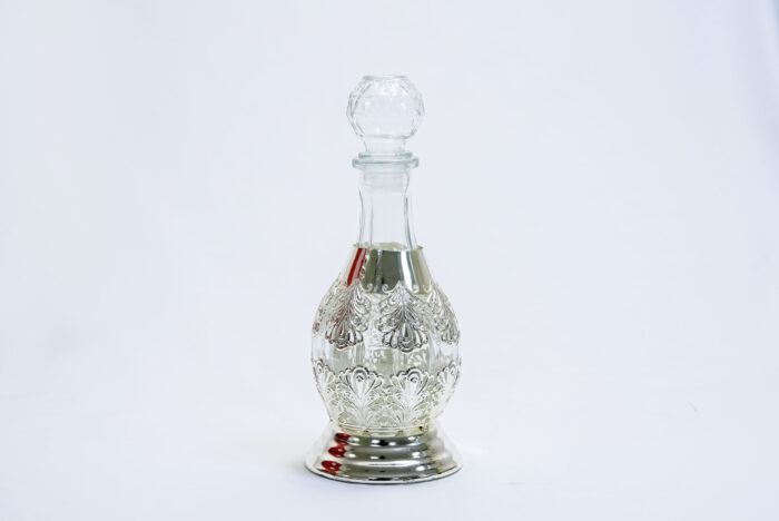 glass decanter - زجاجة ديسكانتر زجاجية