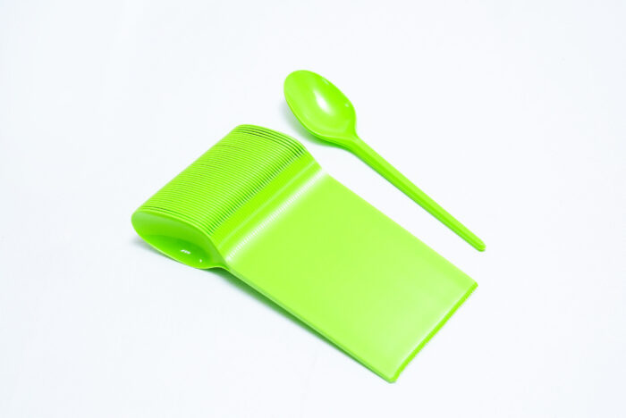 large green plastic spoons - ملعقة بلاستيكية خضراء كبيرة. 50 قطعة