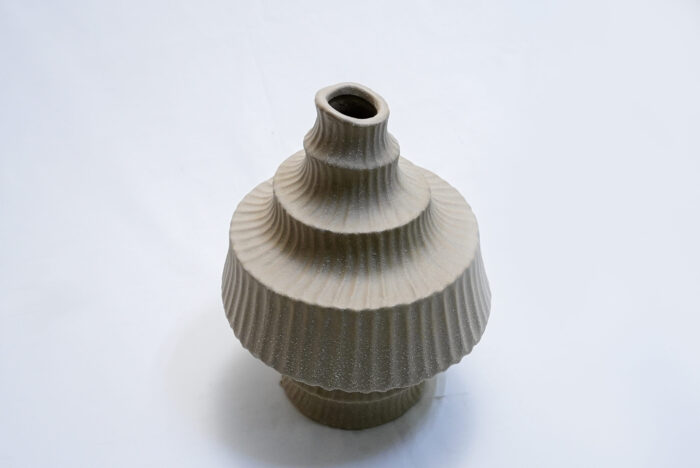 YT10177 flower pot - وعاء الزهور YT10177