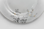 10.5 inch ceramic dinner plate - طبق عشاء سيراميك أنيق بحجم 10.5 بوصة – تصميم أبيض كلاسيكي