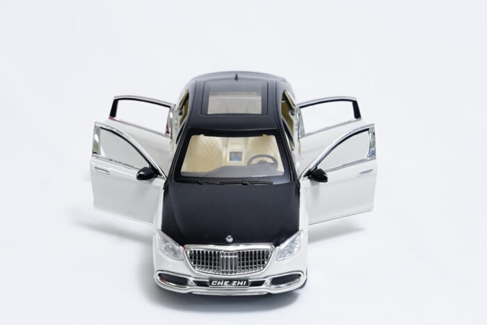Metal Car A1597012 - سيارة مصنوعة من المعدن A1597012
