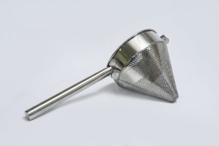 Kidge cone strainer - مصفاة مخروطية مثقوبة من كيدج