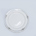 7.5 inch dinner plate - طبق عشاء بحجم 7.5 بوصة