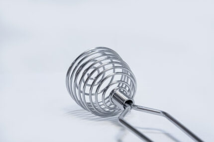 stainless steel spring whisk - خلاط الربيع من الفولاذ المقاوم للصدأ