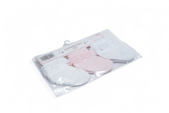 children's socks set - مجموعة جوارب الأطفال 3 قطع