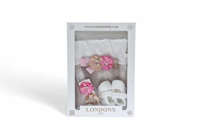 Newborn Girls Gift Set - طقم هدايا للبنات حديثي الولادة 4 قطع