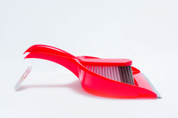 C130011 broom and dustpan set - مجرفة وفرشاة C130011