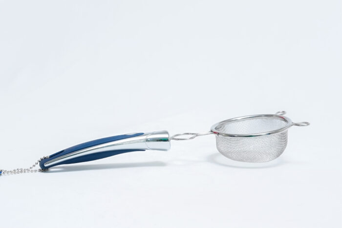 stainless steel strainer - مصفاة