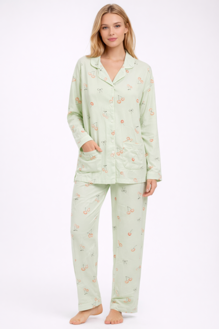green cherry print pajama set - بيجامة بلون أخضر باهت مزينة بطبعة كرز رائعة ورباط