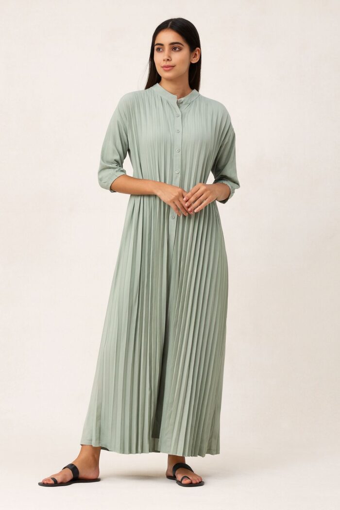 green maxi dress - فستان ماكسي مطوي باللون الأخضر النعناعي