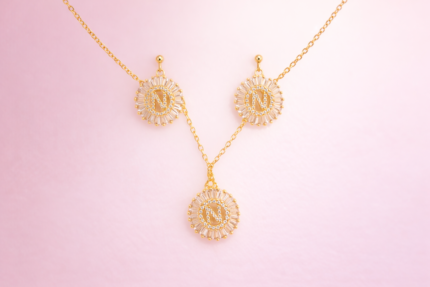 Gold Letter 'N' Jewelry Set - طقم مجوهرات بحرف "N" بلون الذهب