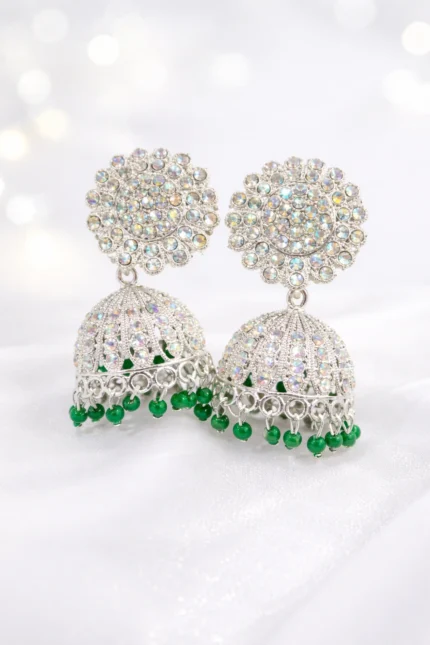 silver jumka earrings - أقراط جومكا بتصميم فضي مع كريستالات وخرز أخضر