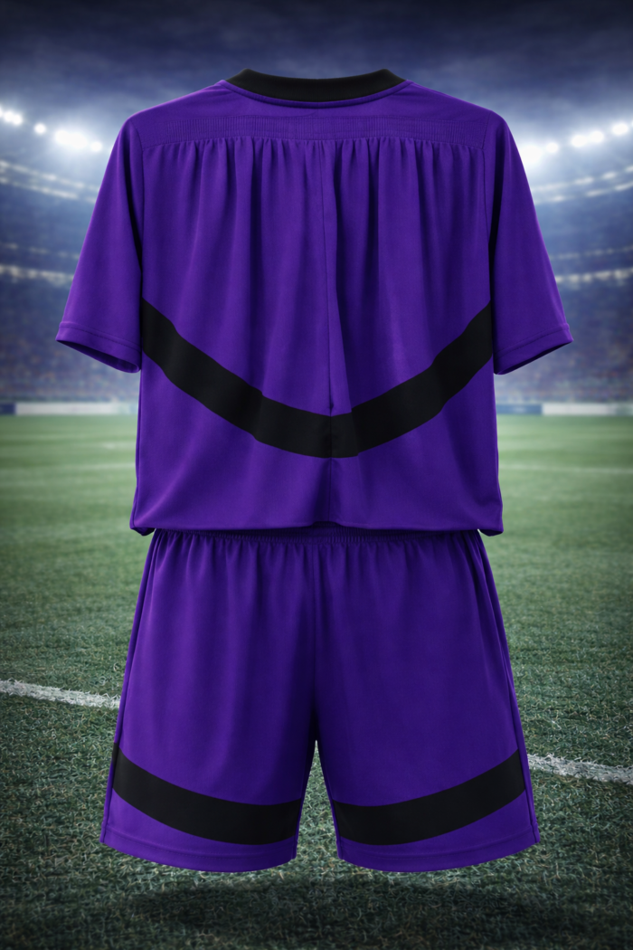 purple football training kit - طقم قميص تدريب كرة القدم باللون الأرجواني – قميص وشورت (مقاس مجاني)